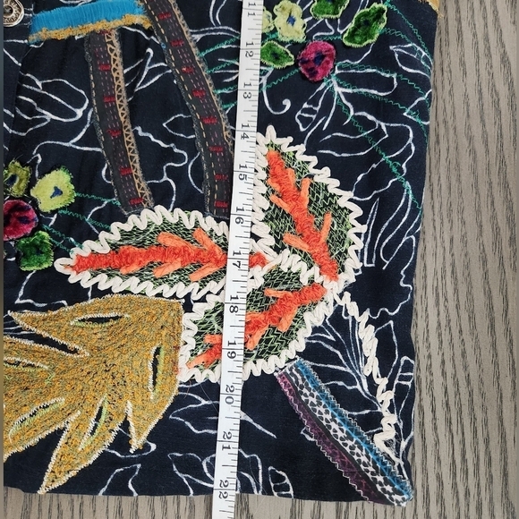 Chico's Vintage Embroidered Floral Vest Womens Large Black 90s Boho - Picture 7 of 7